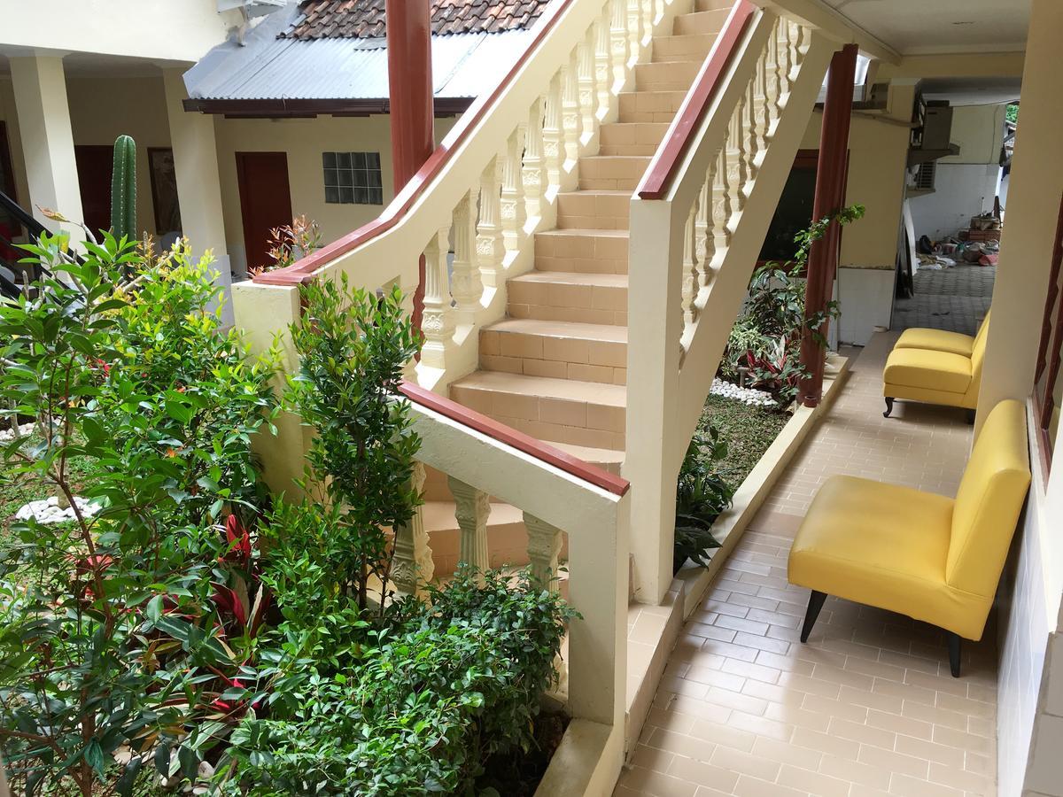 Indekost Bogor Hotel Exterior photo